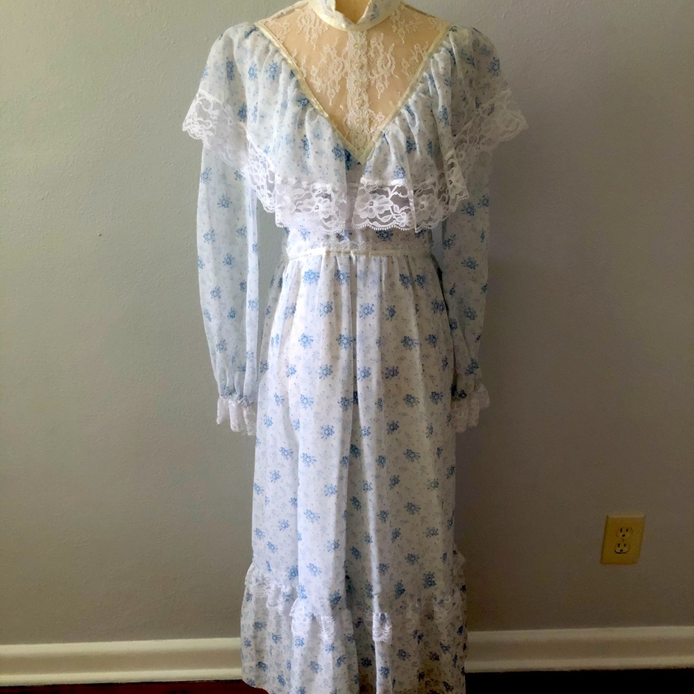Vintage 1970s dress